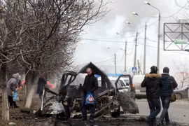 Ukraine: Thêm nhiều thương vong trong giao tranh quanh Debaltseve