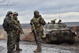 Quốc hội Ukraine thông qua luật cho phép chỉ huy bắn tại chỗ 