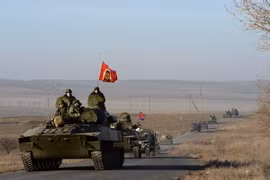 Nga hối thúc OSCE giám sát việc rút vũ khí hạng nặng tại Ukraine 