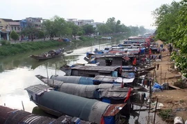 Những hình ảnh dân vạn đò trên sông Đông Ba - Huế như thế này, từ nay chỉ còn lại trong ký ức. (Ảnh: Quốc Việt/Vietnam+)