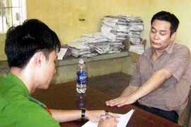 Nguyễn Tiến Long tại cơ quan Công an. (Ảnh: Bắc Ninh)