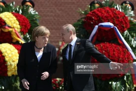 [Video] Thủ tướng Đức Angela Merkel tới Nga kỷ niệm Ngày Chiến Thắng