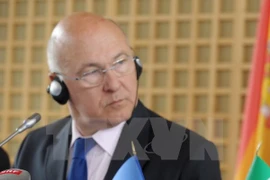 Nhật Bản-Pháp nhất trí giám sát nguồn tài chính của khủng bố