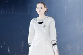 Mãn nhãn với bộ sưu tập Chớm Thu 2015 dí dỏm và độc đáo của Dior
