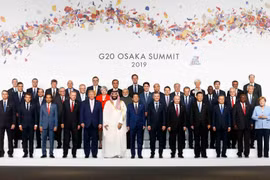 Các trưởng đoàn tham dự hội nghị G20 chụp ảnh chung. (Ảnh: Thống Nhất/TTXVN)