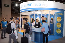 Gian hàng của Vietnam Airlines tại hội chợ. (Ảnh: Phóng viên TTXVN tại Hong Kong)