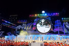 Một tiết mục ca múa nhạc trong đêm Khai mạc Năm du lịch Quốc gia, Festival Biển Nha Trang-Khánh Hòa năm 2019. (Ảnh: Phan Sáu/TTXVN)