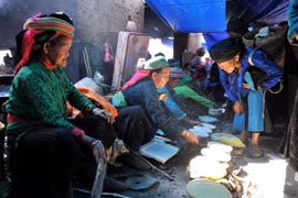 Chợ phiên vùng cao. (Nguồn: TTXVN)