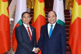 Thủ tướng Nguyễn Xuân Phúc tiếp Tổng thống Cộng hòa Liên bang Myanmar Win Myint sang thăm Việt Nam và dự Đại lễ Phật đản Liên hợp quốc lần thứ 16 - Vesak 2019. (Ảnh: Thống Nhất/TTXVN)