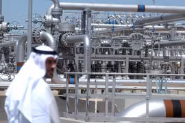 Một cơ sở khai thác tại mỏ dầu Al-Rawdhatain, phía bắc Kuwait. (Ảnh: AFP/TTXVN)