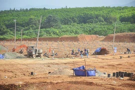 Khởi tố chủ đầu tư dự án điện Mặt Trời bắt giữ và đánh người