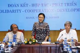  Đại sứ Nguyễn Phương Nga, Chủ tịch Liên hiệp các tổ chức hữu nghị Việt Nam phát biểu tại buổi tọa đàm. (Ảnh: Văn Điệp/TTXVN)
