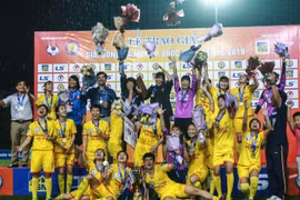 Đội Phong Phú Hà Nam đoạt cúp Quốc gia-Cúp LS 2019. (Ảnh: Trọng Đạt/TTXVN)