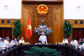 Thủ tướng Nguyễn Xuân Phúc, Trưởng Tiểu ban Kinh tế-Xã hội Đại hội đại biểu toàn quốc lần thứ XIII của Đảng phát biểu. (Ảnh: Thống Nhất/TTXVN)