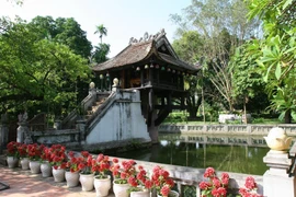 Chùa Một Cột (Hà Nội) mang biểu tượng kiến trúc độc đáo. (Ảnh: TTXVN) 