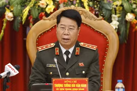 Thượng tướng Bùi Văn Nam, Thứ trưởng Bộ Công an phát biểu. (Ảnh: Doãn Tấn/TTXVN)