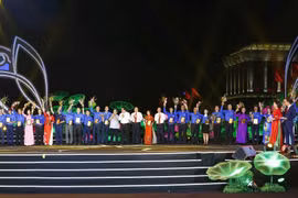 Tuyên dương 50 công trình thanh niên tiêu biểu làm theo lời Bác toàn quốc. (Ảnh: Văn Điệp/TTXVN)