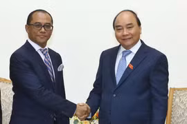 Thủ tướng Nguyễn Xuân Phúc tiếp ông Dionisio Babo Soares, Bộ trưởng Bộ Ngoại giao và Hợp tác Timor Leste đang thăm chính thức Việt Nam. (Ảnh: Thống Nhất/TTXVN)