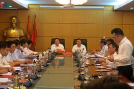 Việc khai thác, sử dụng tài nguyên còn lãng phí, kém hiệu quả