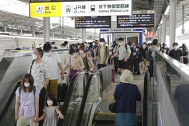 Nhà ga tàu cao tốc shinkansen ở Osaka, Nhật Bản, ngày 14/8/2022. (Ảnh: Kyodo/TTXVN)