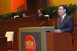 Chủ tịch Quốc hội Vương Đình Huệ phát biểu khai mạc Kỳ họp bất thường lần thứ 5, Quốc hội khóa XV. (Ảnh: Nhan Sáng/TTXVN)