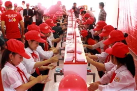 Nâng cao nhận thức người dân về kiểm soát nhiễm khuẩn bệnh viện