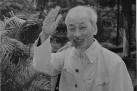 Báo chí Lào đưa tin trang trọng về kỷ niệm 125 năm sinh nhật Bác