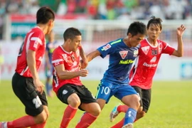 Đồng Tâm Long An hạ HAGL, SHB Đà Nẵng thua đau trên sân nhà