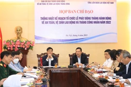 Ban chỉ đạo Tháng hành động về an toàn, vệ sinh lao động họp thống nhất kế hoạch tổ chức các hoạt động. (Ảnh: Hoàng Hiếu/TTXVN)