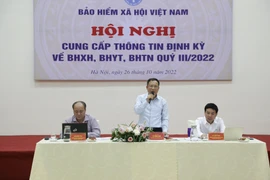 Ông Lê Hùng Sơn, Phó Tổng giám đốc Bảo hiểm xã hội Việt Nam chia sẻ về đề xuất phương án sửa quy định rút bảo hiểm xã hội một lần. (Ảnh: PV/Vietnam+)