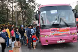 Lao động về quê ăn Tết. (Ảnh minh họa: Quách Lắm/TTXVN)