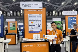 Đại diện sartup của Việt Nam là AirCity, Foodmap và Meta đến với sự kiện DAPInnovFest x Asia 2024. (Ảnh: Vietnam+)