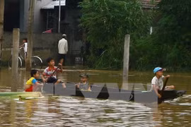 Thiên tai đang là mối đe dọa lớn đối với trẻ em. (Nguồn ảnh: TTXVN)