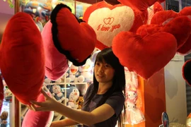 Thông tin về quà tặng dịp Valentine đang thu hút độc giả. (Ảnh minh hoạ; PV/Vietnam+)