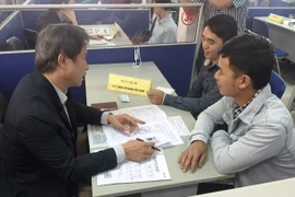 Doanh nghiệp Hàn Quốc phỏng vấn tuyển dụng lao động. (Ảnh minh hoạ: PV/Vietnam+)