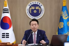 Tổng thống Hàn Quốc Yoon Suk-yeol phát biểu tại một cuộc họp nội các ở Seoul. (Ảnh: Yonhap/TTXVN)