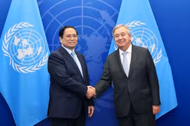 Thủ tướng Phạm Minh Chính gặp Tổng thư ký Liên hợp quốc Antonio Guterres. (Ảnh: Dương Giang/TTXVN)