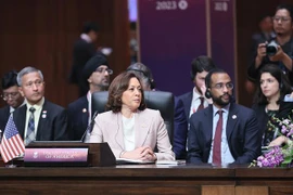 Phó Tổng thống Hoa Kỳ Kamala Harris tham dự Hội nghị Cấp cao Đông Á lần thứ 18. (Ảnh: Dương Giang/TTXVN)