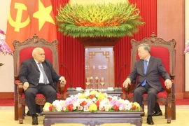 Tổng Bí thư, Chủ tịch nước Tô Lâm tiếp Đại sứ Cuba Orlando Nicolás Hernández Guillén. (Ảnh: Trí Dũng/TTXVN)