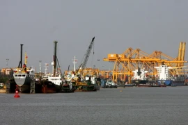 Hải Phòng: Hai tàu biển va chạm, một tàu bị chìm