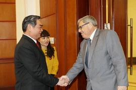 Đoàn đại biểu Đảng Cộng sản Pháp thăm Việt Nam