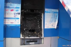 Hải Phòng: Một số cây rút tiền ATM bị tẩm xăng đốt cháy