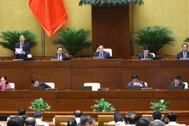 Phó Chủ tịch Quốc hội Nguyễn Đức Hải điều hành phiên họp thảo luận về công tác thực hành tiết kiệm, chống lãng phí. (Ảnh: Văn Điệp/TTXVN)
