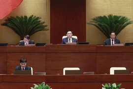 Chủ tịch Quốc hội Vương Đình Huệ chủ trì phiên họp. (Ảnh: Doãn Tấn/TTXVN) 