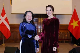 Phó Chủ tịch nước Võ Thị Ánh Xuân và Công nương Đan Mạch Mary tại lễ kỷ niệm 10 năm thiết lập quan hệ Đối tác Toàn diện Việt Nam-Đan Mạch. (Ảnh: An Đăng/TTXVN) 