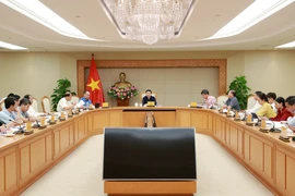 Phó Thủ tướng Trần Hồng Hà chủ trì buổi làm việc. (Nguồn: TTXVN)