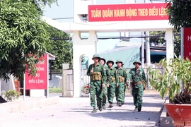 Cán bộ, chiến sỹ biên phòng Thành phố Hồ Chí Minh luôn sẵn sàng nhận và hoàn thành mọi nhiệm vụ được giao. (Ảnh: Xuân Khu/TTXVN