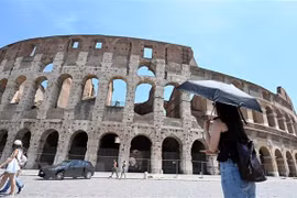 Nắng nóng gay gắt tại thủ đô Rome, Italy. (Nguồn: THX/TTXVN)