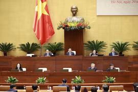 Chủ tịch Quốc hội Vương Đình Huệ và các Phó Chủ tịch Quốc hội chủ trì phiên chất vấn. (Ảnh: Doãn Tấn/TTXVN)