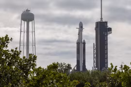 Mỹ phóng tàu vũ trụ X-37B lên quỹ đạo cao chưa từng thấy. (Nguồn: CNN)